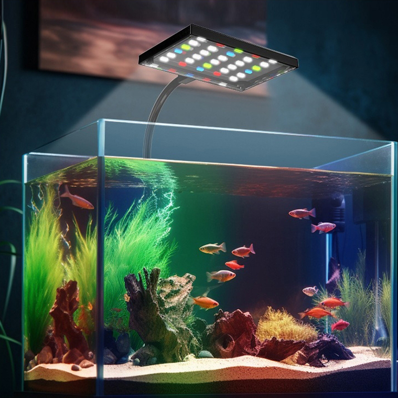 مصباح LED لحوض السمك يعمل عبر  - مراجعة Aquarium Plant Growth وسعره