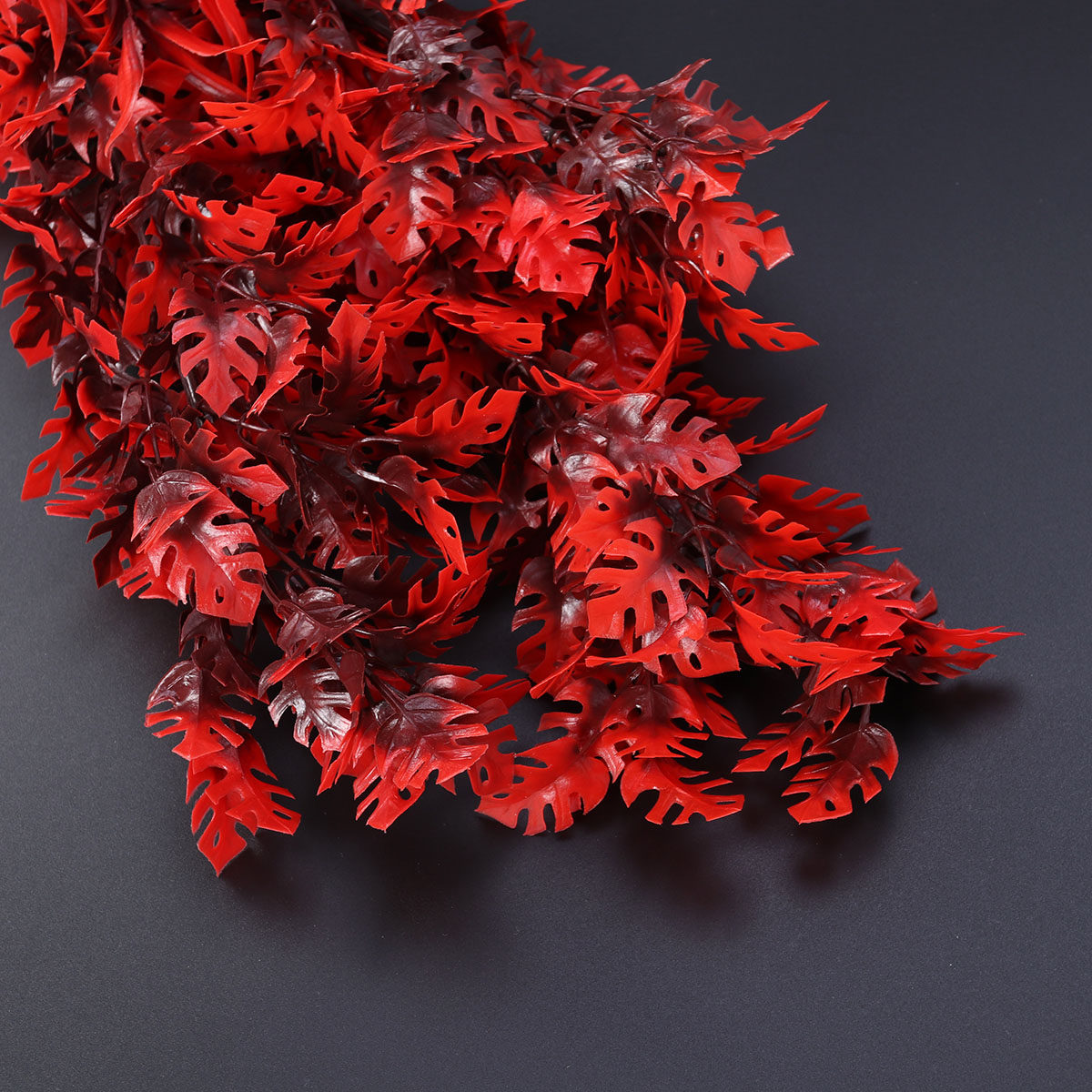 نباتات مائية اصطناعية حمراء بط - مراجعة Aquarium Plant Red وسعره